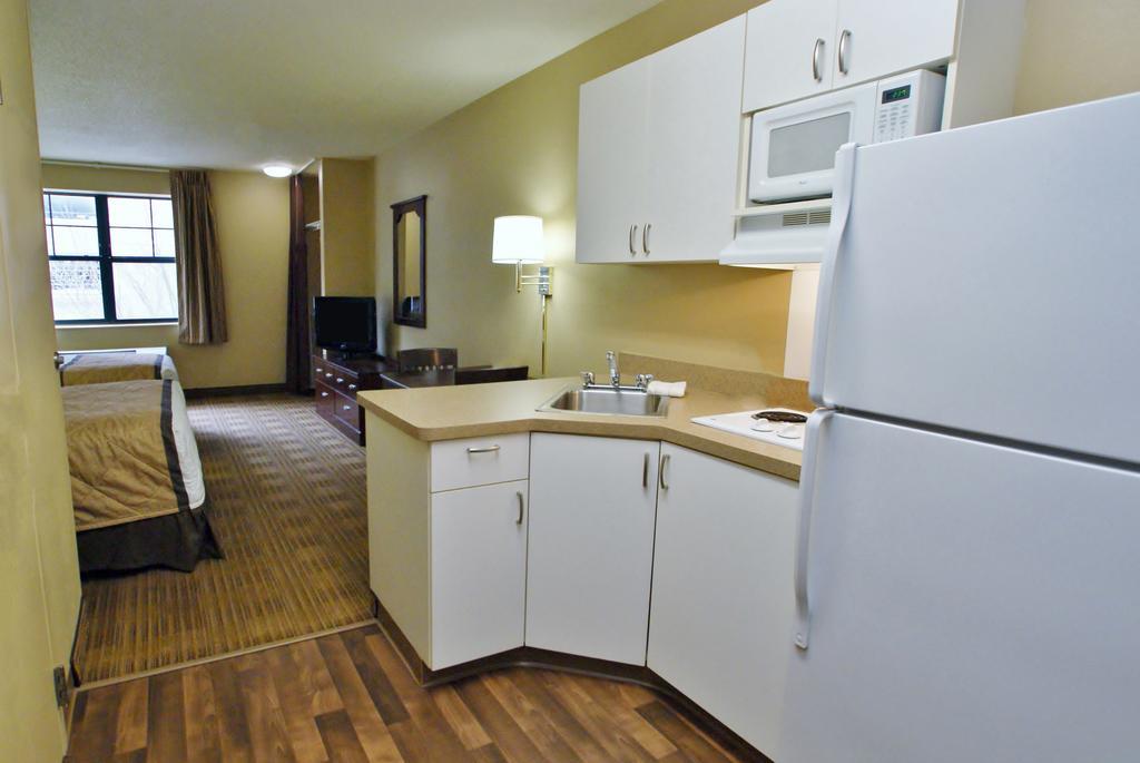 Extended Stay America Suites - Raleigh - Cary - Regency Parkway North Ngoại thất bức ảnh